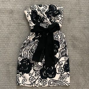 White House Black Market Floral Dress Size 6
